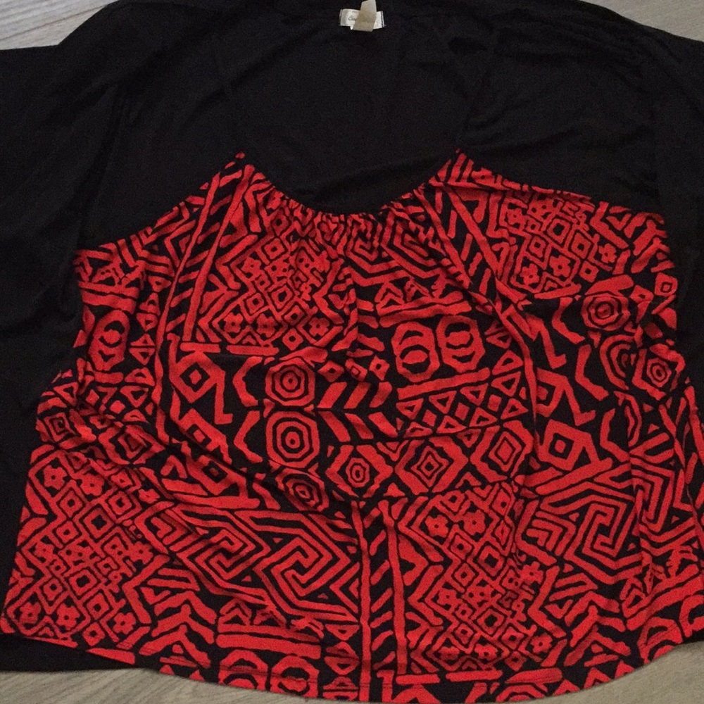 Tribal Print Faux 2 Piece Top Plus Size 3X Black - Picture 6 of 8